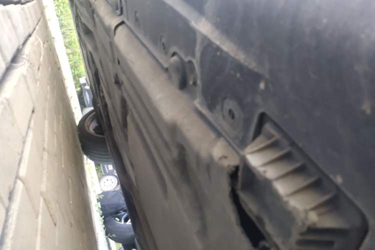 Used BMW X5 2011 xDrive35i Leading Model Chassis Rear Left