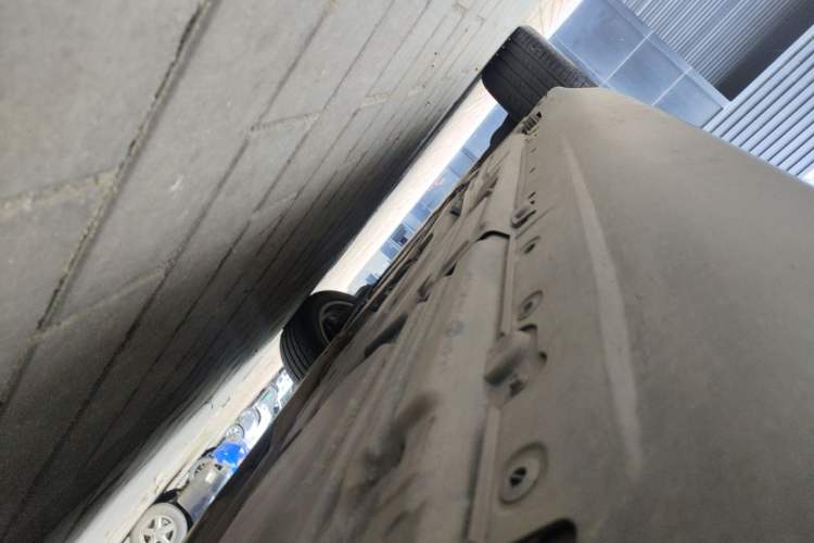 Used BMW X5 2011 xDrive35i Leading Model Chassis Rear Left