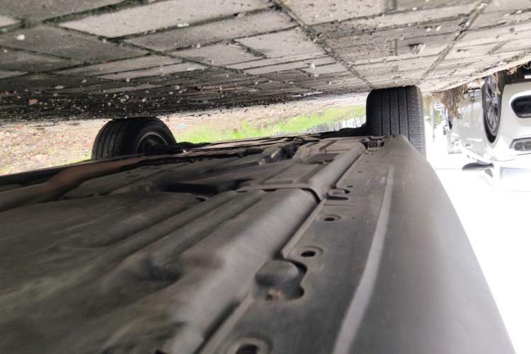 Used BMW X5 2011 xDrive35i Leading Model Chassis Rear Left