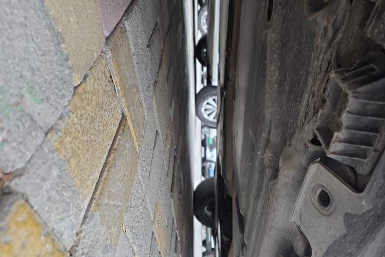 Used BMW X5 2011 xDrive35i Leading Model Chassis Rear Right