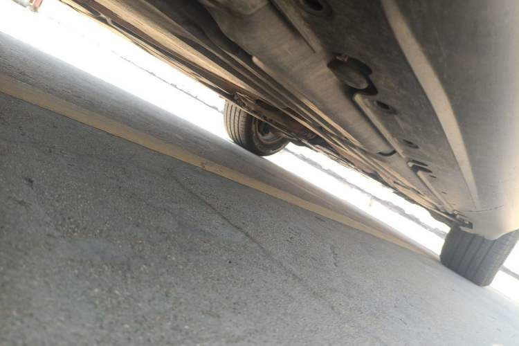 Used BMW X5 2011 xDrive35i Middle East version 5-seater Chassis Rear Right