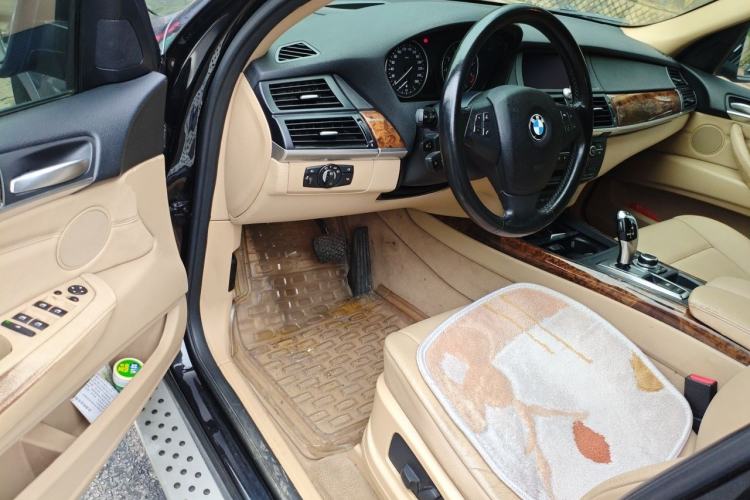 Used BMW X5 2011 xDrive35i Luxury Model Driver Seat