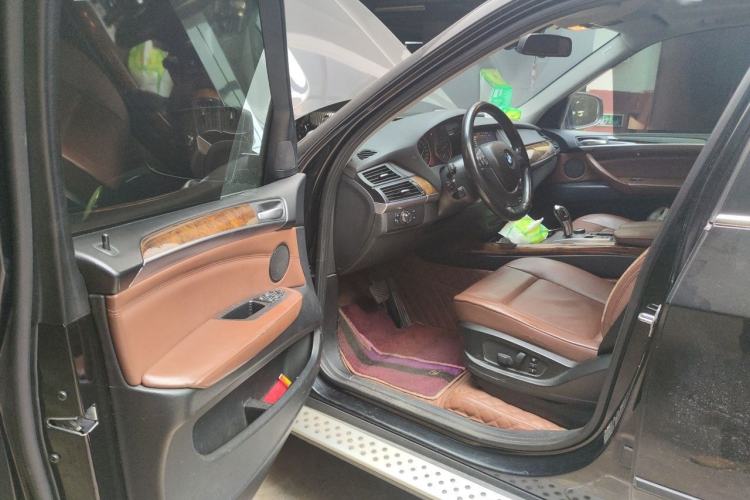Used BMW X5 2011 xDrive35i Luxury Model Driver Seat