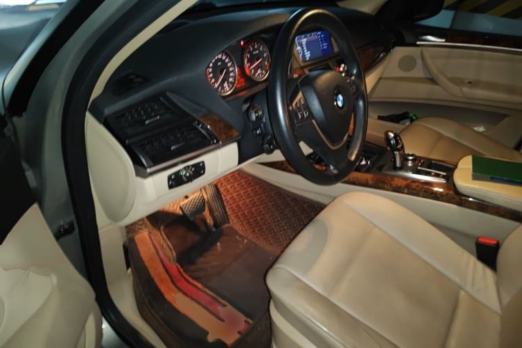 Used BMW X5 2011 xDrive35i Luxury Model Driver Seat