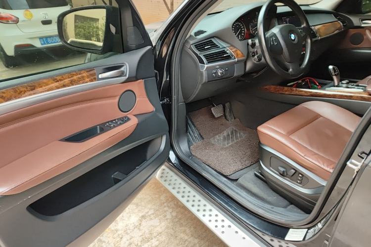 Used BMW X5 2011 xDrive35i Leading Model Driver Seat