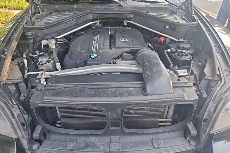 Used BMW X5 2011 xDrive35i Luxury Model Engine Bay