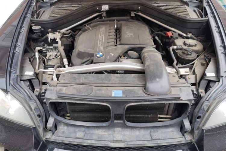 Used BMW X5 2011 xDrive35i Luxury Edition Engine Bay