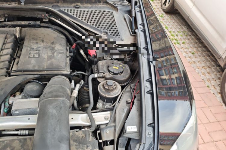 Used BMW X5 2011 xDrive35i Leading Model Engine Bay Left