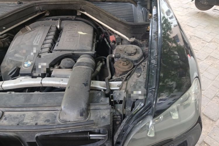 Used BMW X5 2011 xDrive35i Leading Model Engine Bay Left