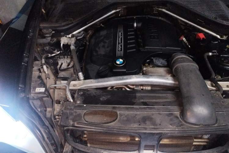 Used BMW X5  Engine Bay Right