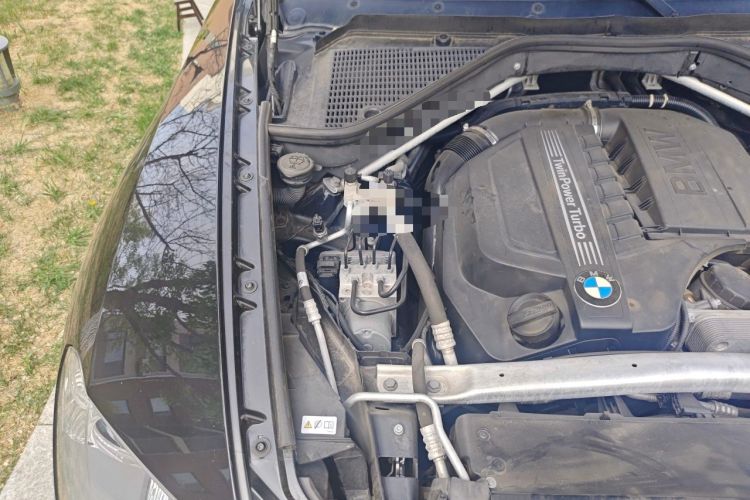 Used BMW X5  Engine Bay Right