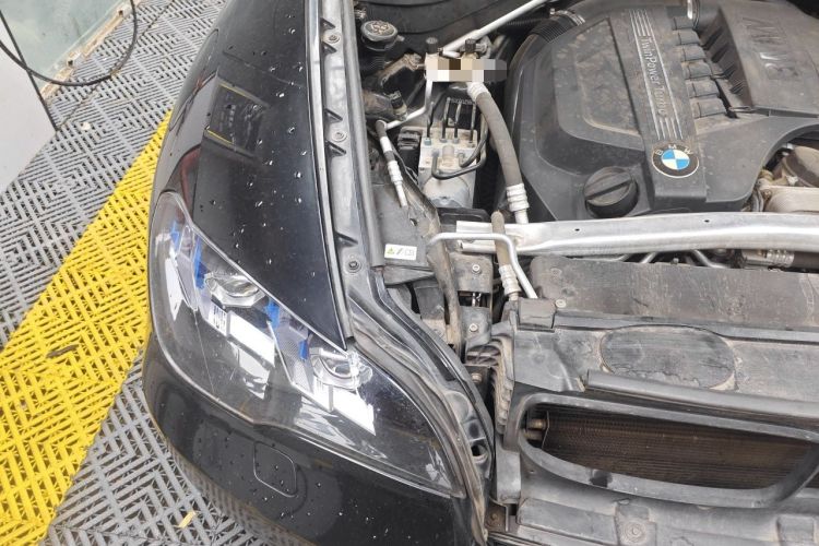 Used BMW X5  Engine Bay Right