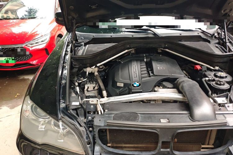 Used BMW X5 2011 xDrive35i Luxury Model Engine Bay Right