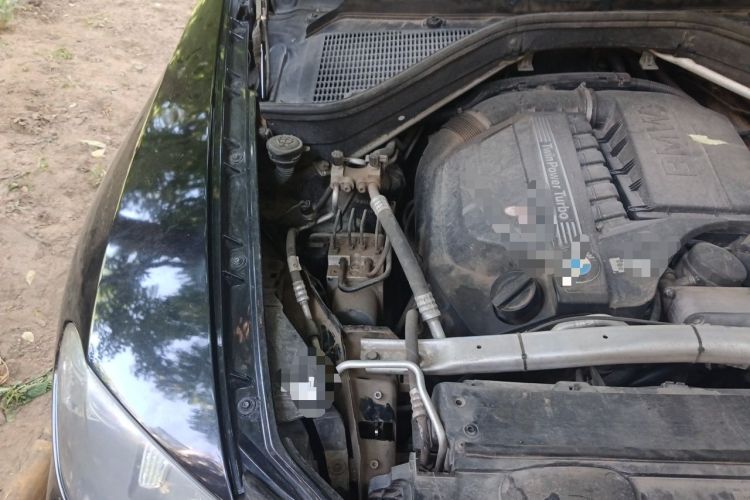Used BMW X5 2011 xDrive35i Leading Model Engine Bay Right