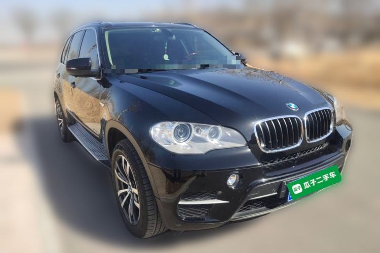 Used BMW X5 2011 xDrive35i Leading Model Front Right 45 Deg