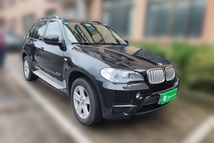 Used BMW X5 2011 xDrive35i Leading Model Front Right 45 Deg