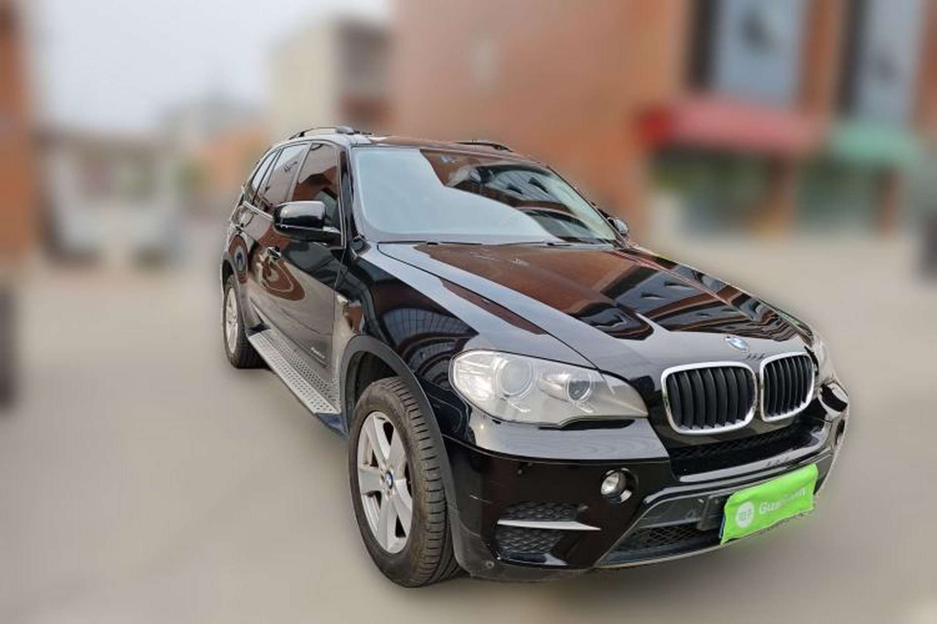 Used BMW X5 2011 xDrive35i Leading Model Front Right 45 Deg