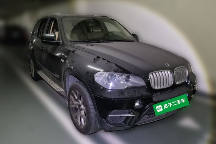 Used BMW X5 2011 xDrive35i Leading Model Front Right 45 Deg