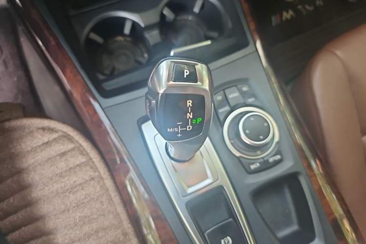 Used BMW X5 2011 xDrive35i Luxury Model Gear Lever