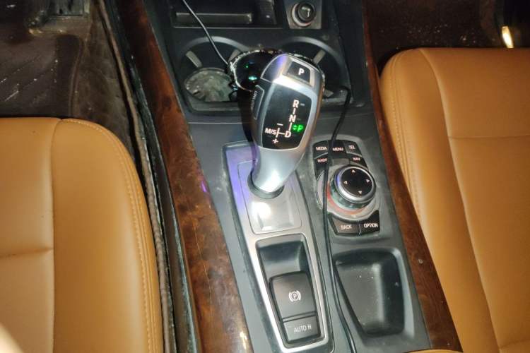 Used BMW X5 2011 xDrive35i Leading Model Gear Lever