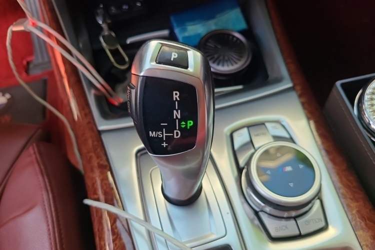 Used BMW X5 2011 xDrive35i Luxury Edition Gear Lever