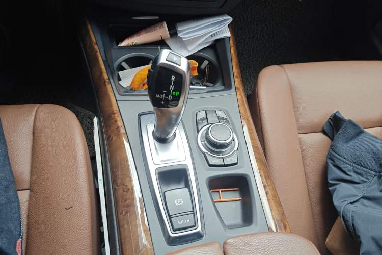Used BMW X5 2011 xDrive35i Luxury Edition Gear Lever