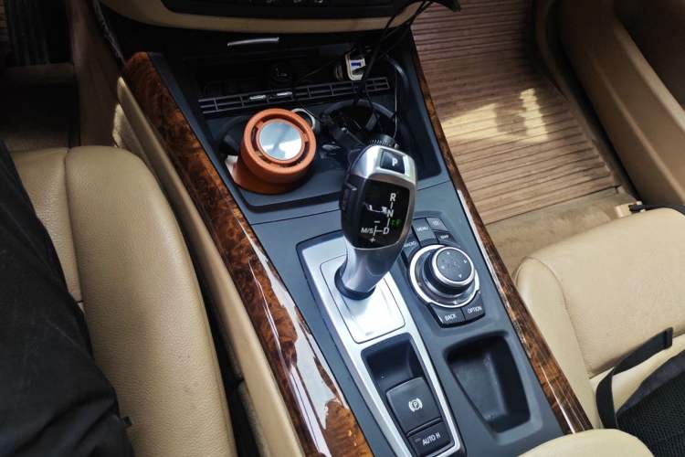 Used BMW X5 2011 xDrive35i Luxury Model Gear Lever