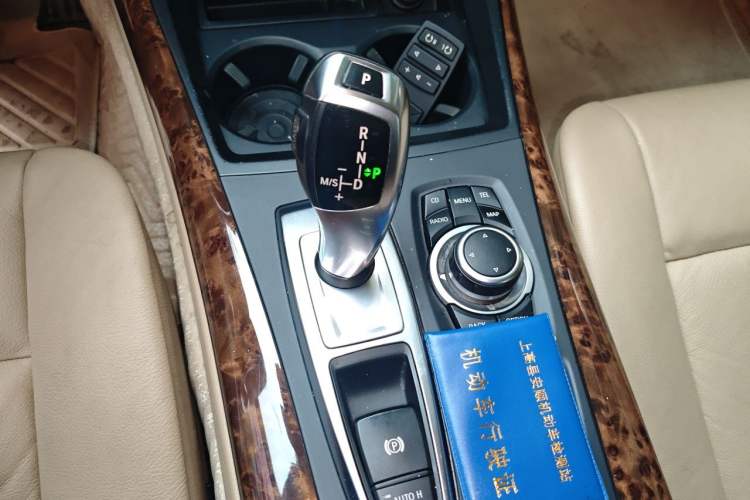 Used BMW X5 2011 xDrive35i Luxury Model Gear Lever