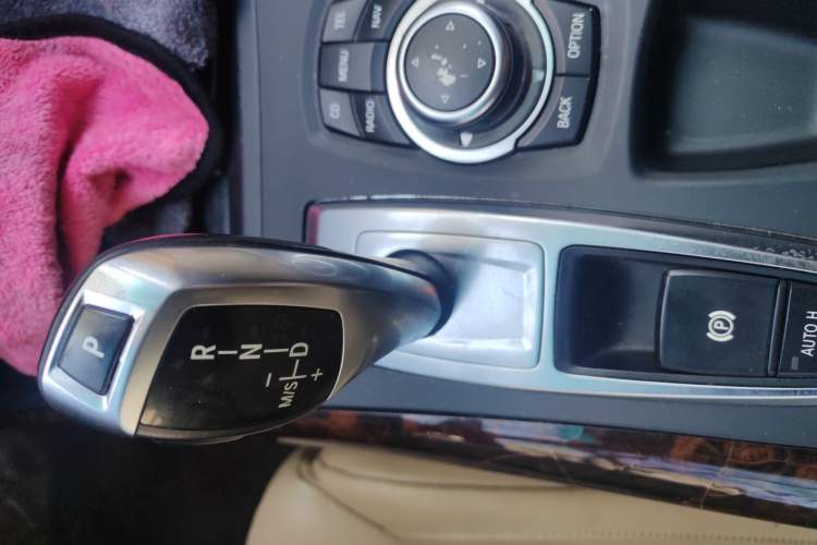 Used BMW X5 2011 xDrive35i Luxury Edition Gear Lever
