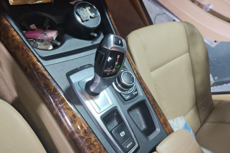 Used BMW X5 2011 xDrive35i Leading Model Gear Lever