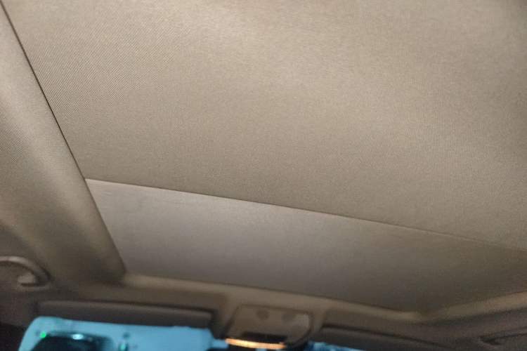Used BMW X5 2011 xDrive35i Luxury Model Headliner