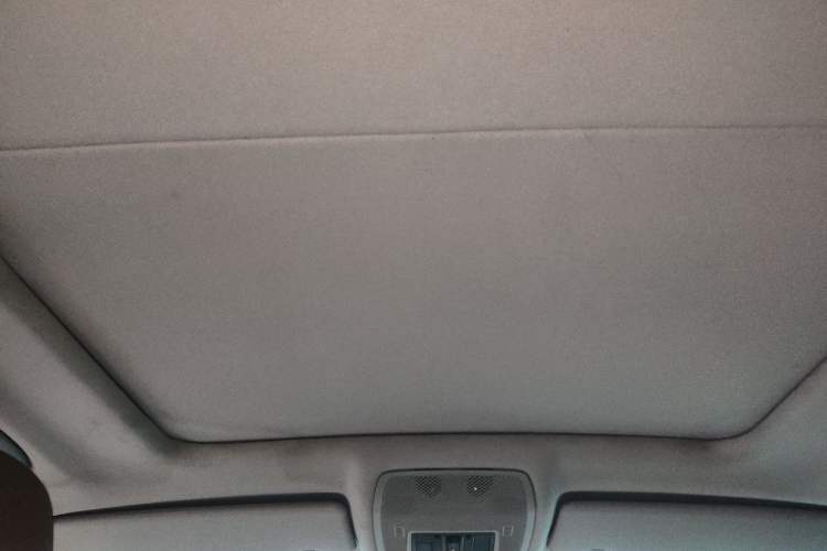 Used BMW X5 2011 xDrive35i Luxury Model Headliner