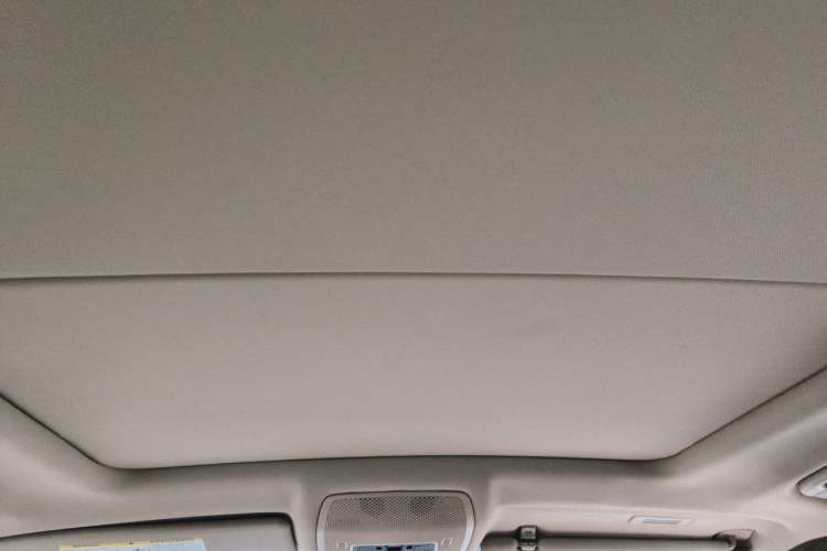 Used BMW X5 2011 xDrive35i Leading Model Headliner