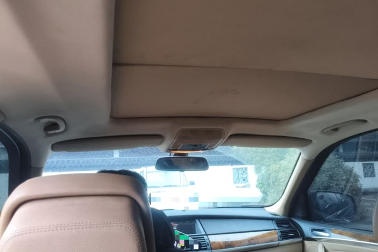 Used BMW X5 2011 xDrive35i Leading Model Headliner