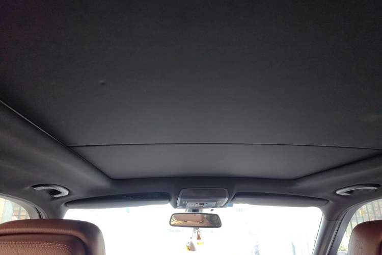 Used BMW X5 2011 xDrive35i M Sport model Headliner