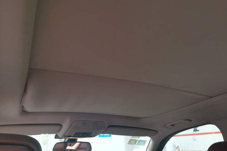 Used BMW X5 2011 xDrive35i Leading Model Headliner