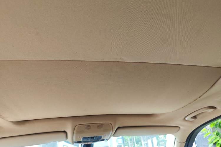 Used BMW X5 2011 xDrive35i Luxury Model Headliner