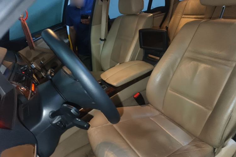 Used BMW X5 2011 xDrive35i Luxury Model Left Front Seat