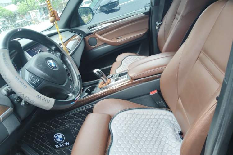 Used BMW X5 2011 xDrive50i Luxury Model Left Front Seat
