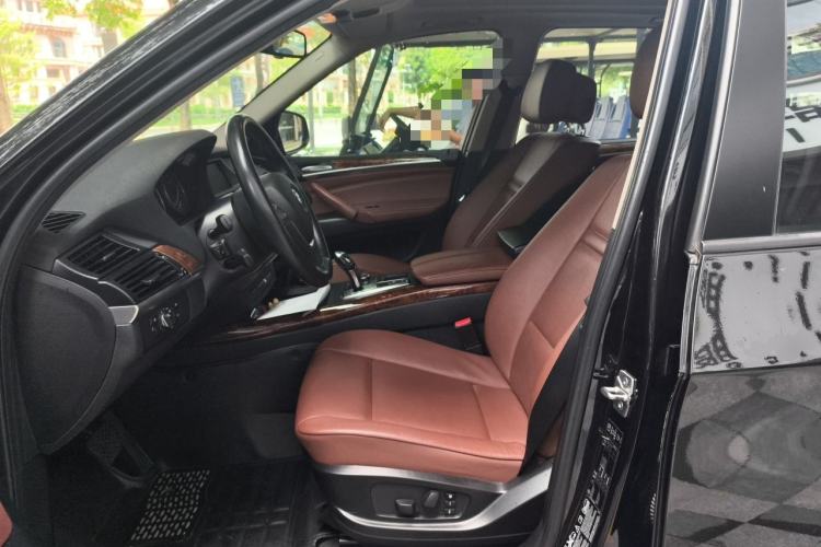 Used BMW X5 2011 xDrive35i Luxury Model Left Front Seat