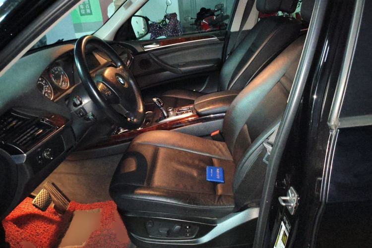 Used BMW X5  Left Front Seat