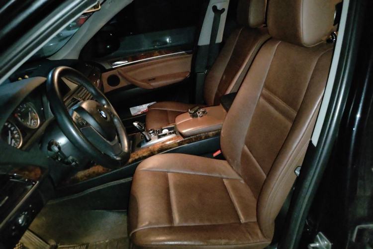 Used BMW X5 2011 xDrive35i Luxury Model Left Front Seat
