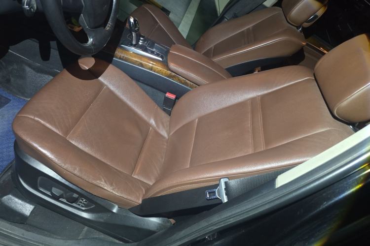 Used BMW X5 2011 xDrive35i Leading Model Left Front Seat
