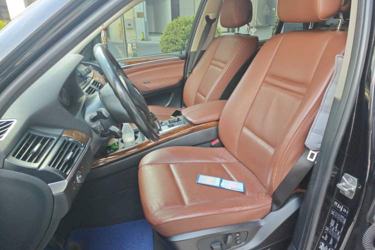 Used BMW X5 2011 xDrive35i Leading Model Left Front Seat