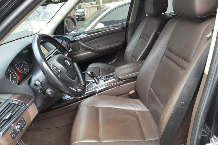 Used BMW X5 2011 xDrive35i Luxury Edition Left Front Seat