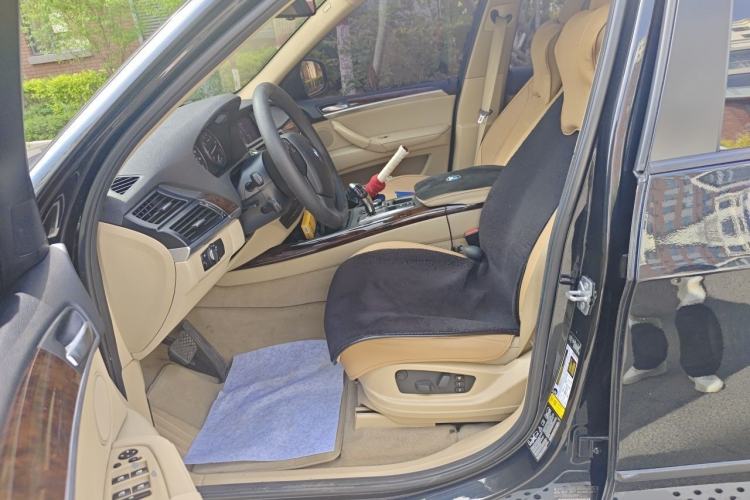 Used BMW X5  Left Front Seat