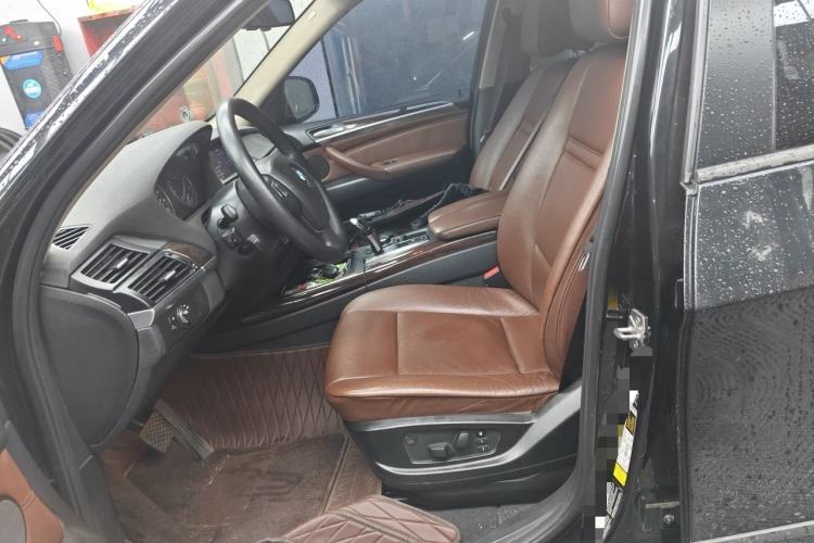 Used BMW X5  Left Front Seat