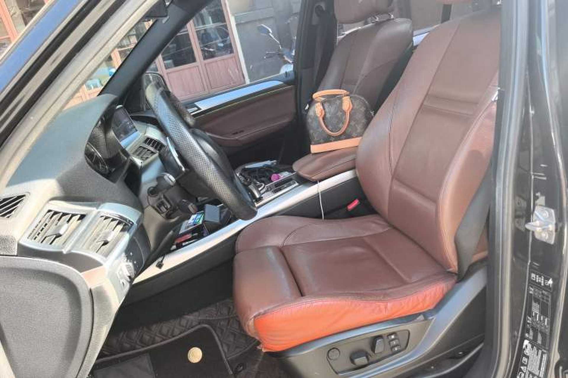 Used BMW X5 2011 xDrive35i Luxury Model Left Front Seat