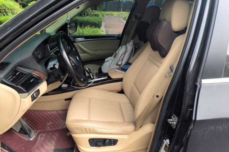 Used BMW X5 2011 xDrive35i Leading Model Left Front Seat