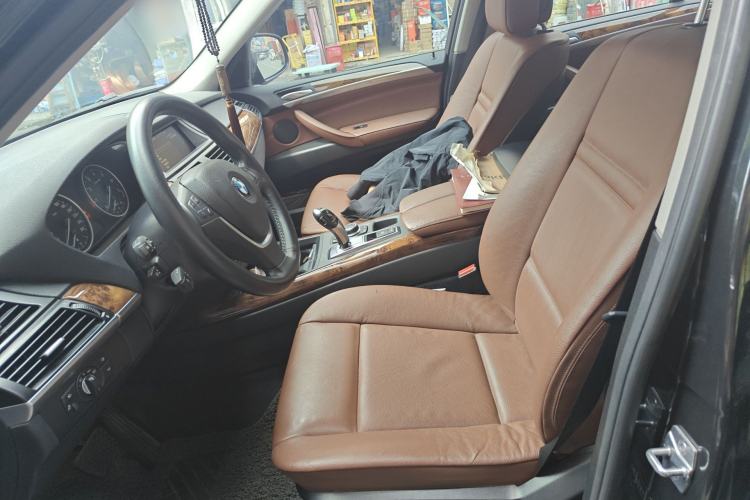 Used BMW X5 2011 xDrive35i Luxury Edition Left Front Seat